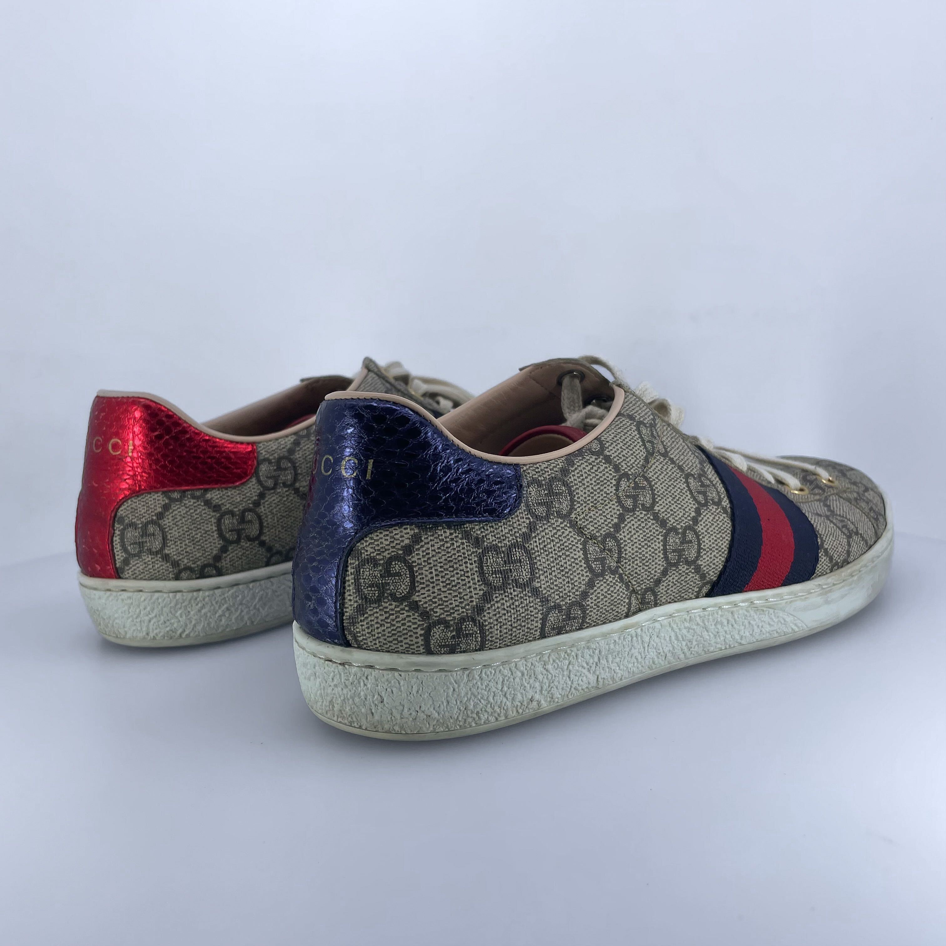 GG ACE GG SUPREME TRAINER AZURE CALFSKIN
